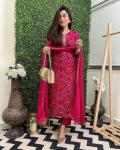 gosriki women's rayon viscose straight bandhej printed kurta with pant & dupatta